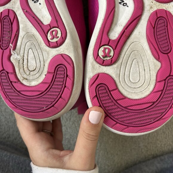 Lululemon Athletica Womens Chargefeel Mid Workout Sneakers Shoes Sonic Pink 9.5 - Picture 11 of 15